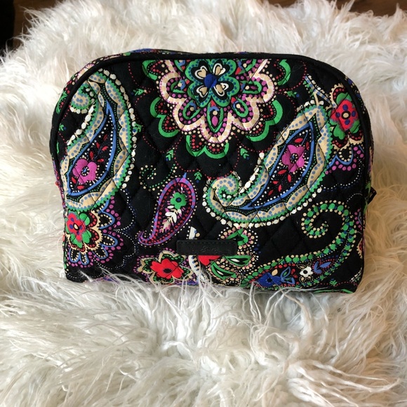 Vera Bradley Handbags - NWOT Large Vera Bradley Cosmetic Bag